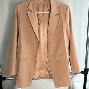 Size M tan blazer, lightweight, worn once
